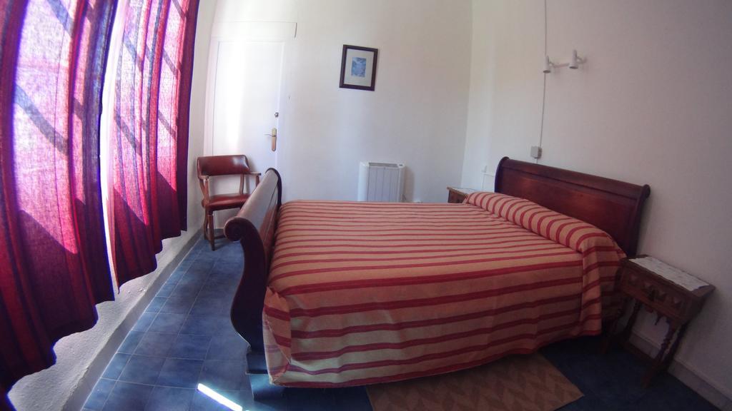La Mimosa Guesthouse Palma de Mallorca Room photo
